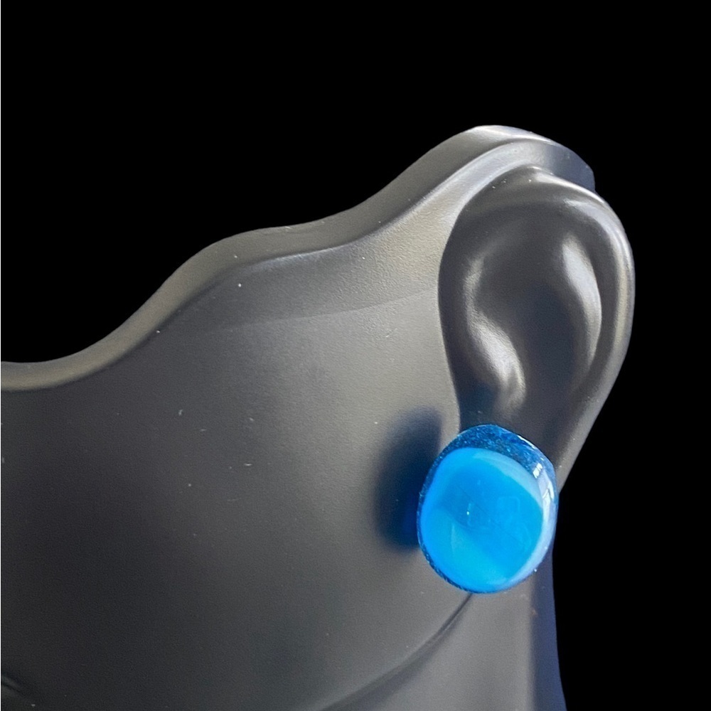 Handcrafted artisan fused glass pierced  earrings featuring hues of blue & aqua